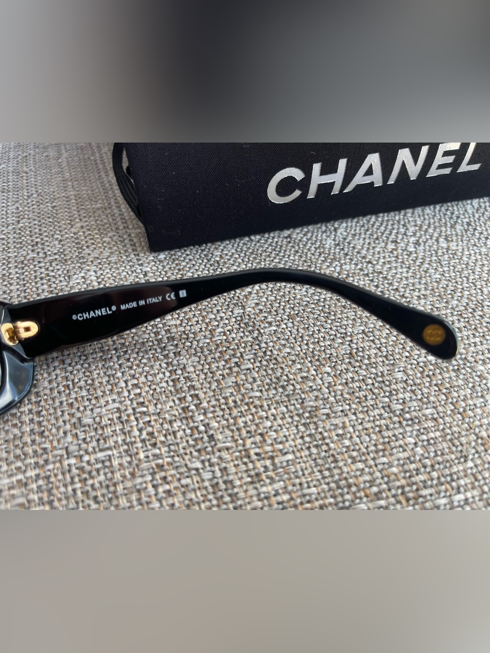 CHANEL Sunglasses - Picture 7 of 12